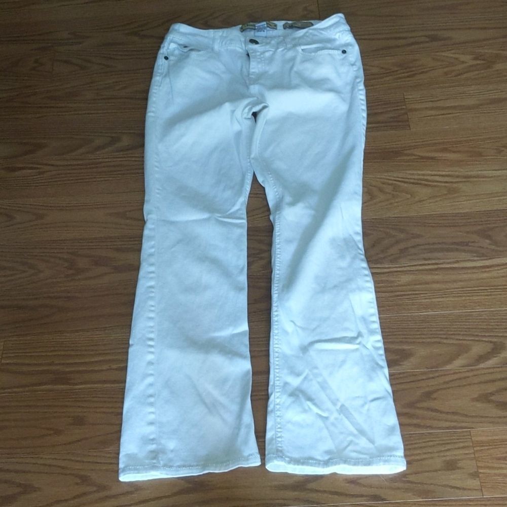 Vanilla fit  bootcut  jeans Sz 8EUC worn once